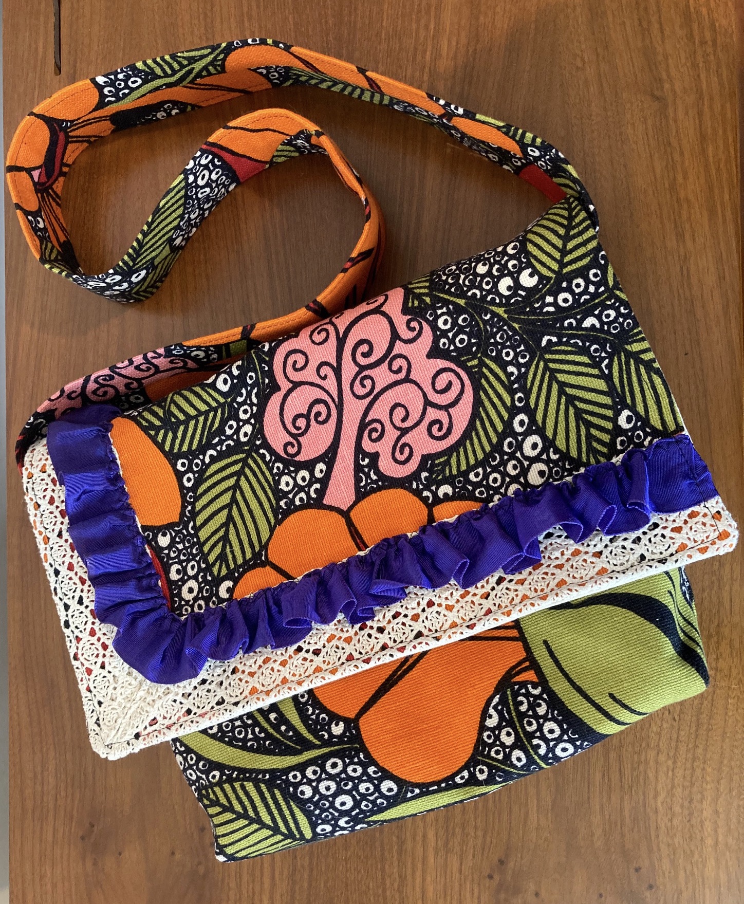 Discover the Lányos Key Fob Pouch Tutorial